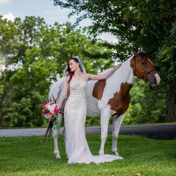 Stunning Hand Beaded Art Deco Wedding Dress (894) - Picture 5 of 16